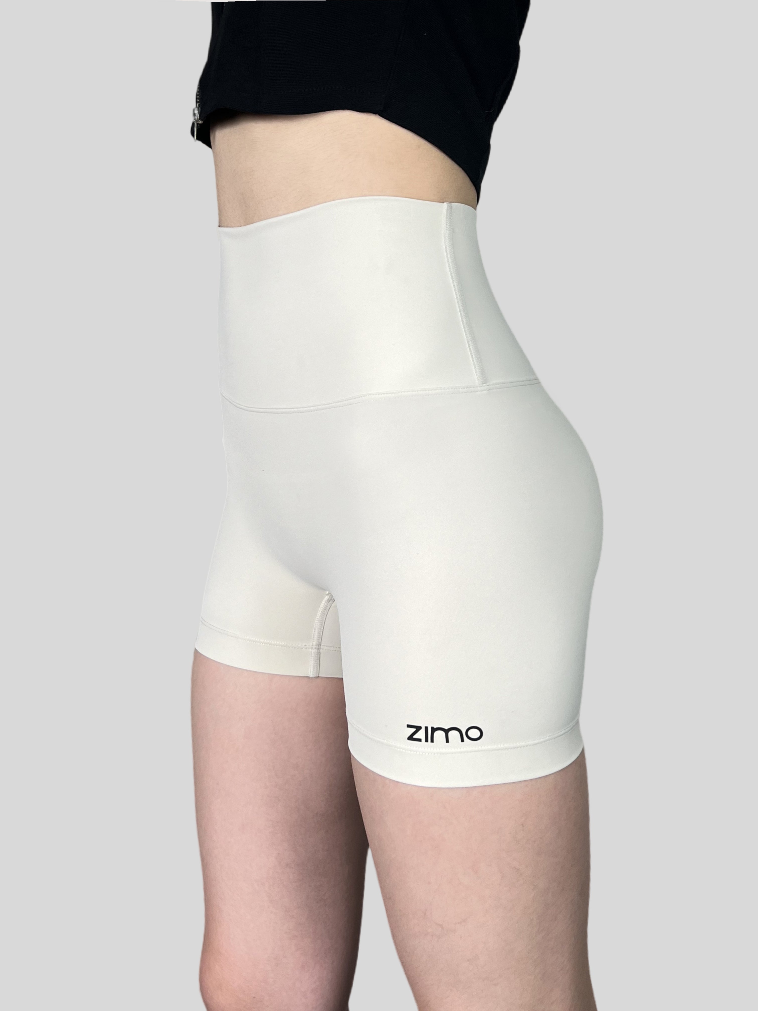 ZIMO Off-white Skinny Shorts